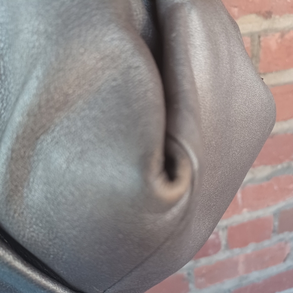 Coach Duffle Shoulder Bag Applique Studded Silver Luxury Designer Leather. - Picture 6 of 11